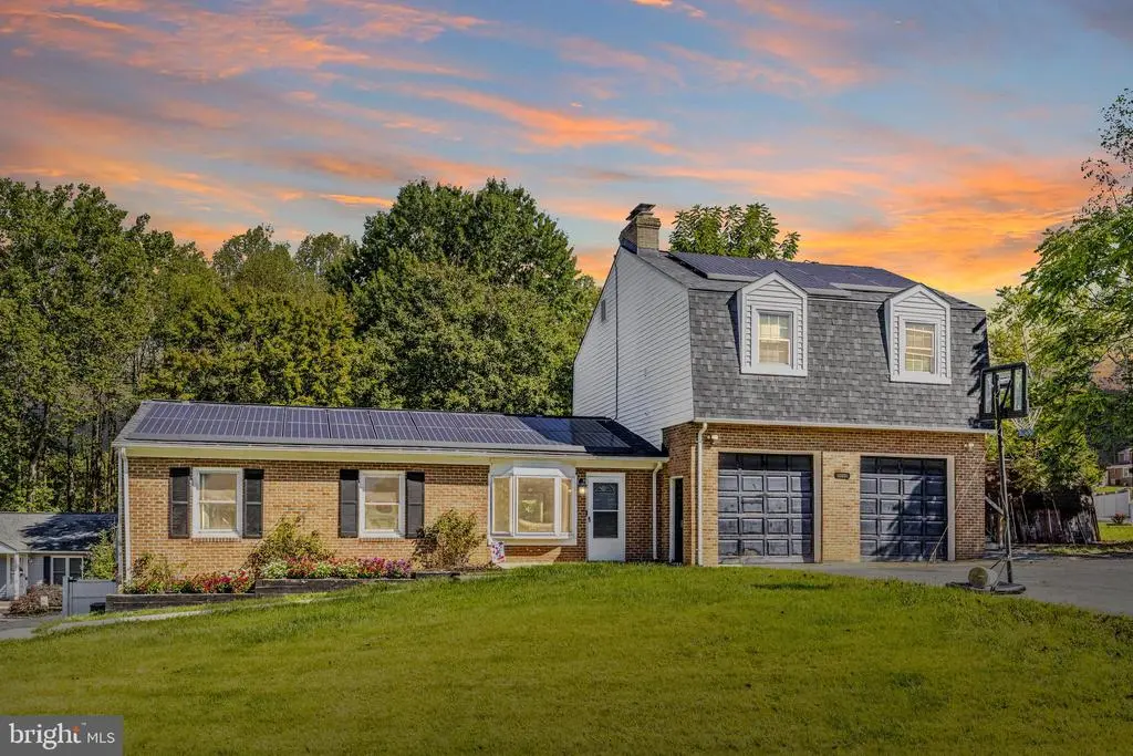 10001 Biscayne Ln, DAMASCUS