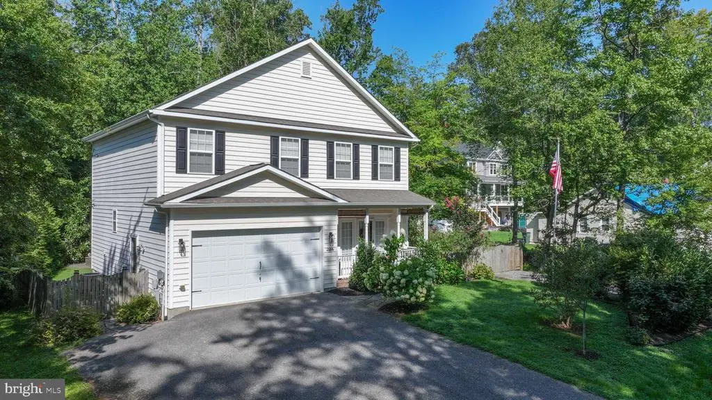 7068 Myrtle Ave, North Beach