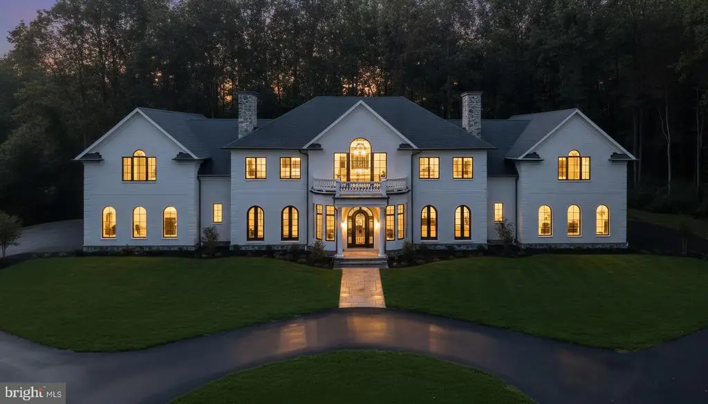 928 Fenario Cir, BEL AIR