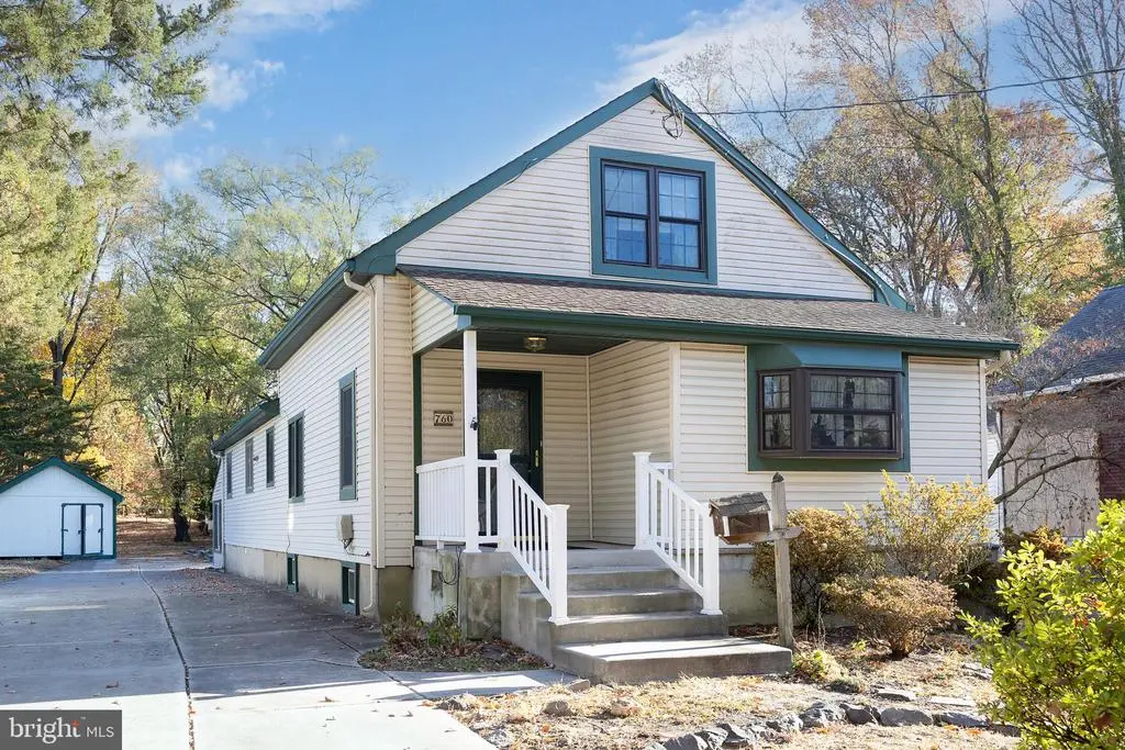 760 Highland, WOODBURY