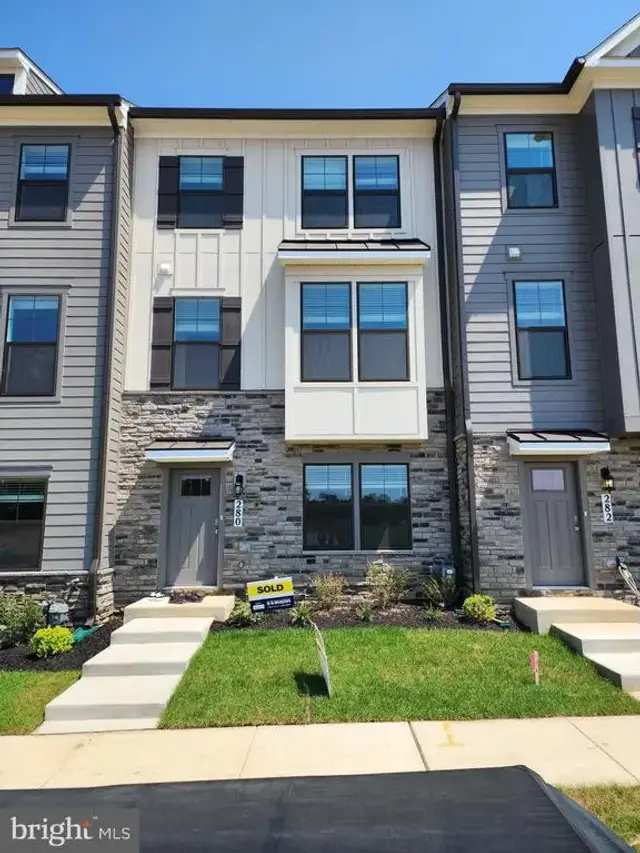 280 Ensemble, Frederick