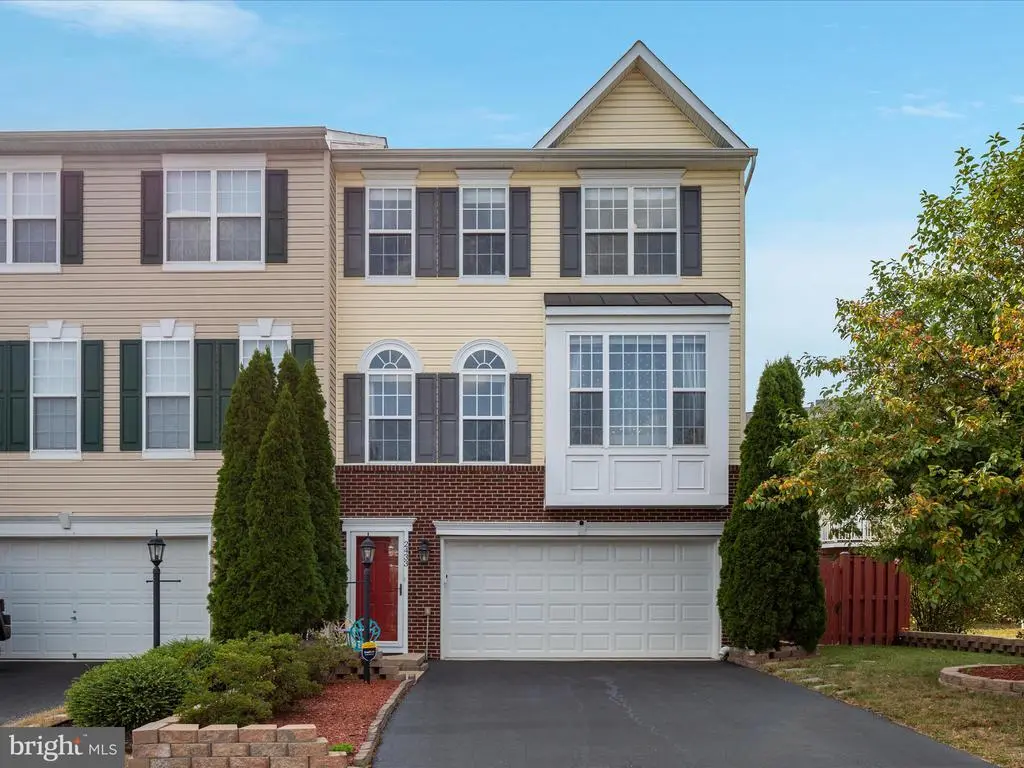 2433 Battery Hill Cir, WOODBRIDGE
