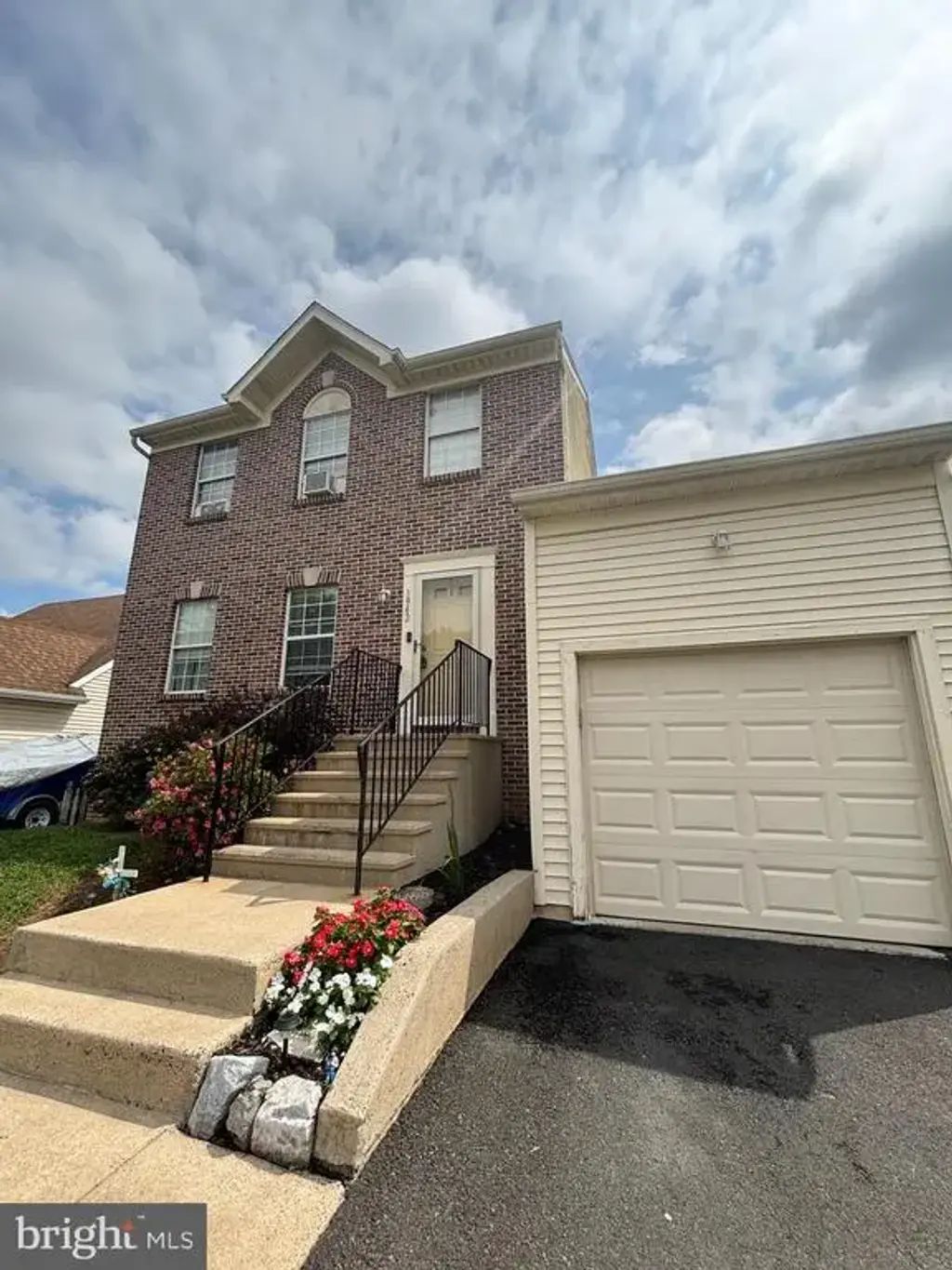 1942 Colonial Dr, CROYDON