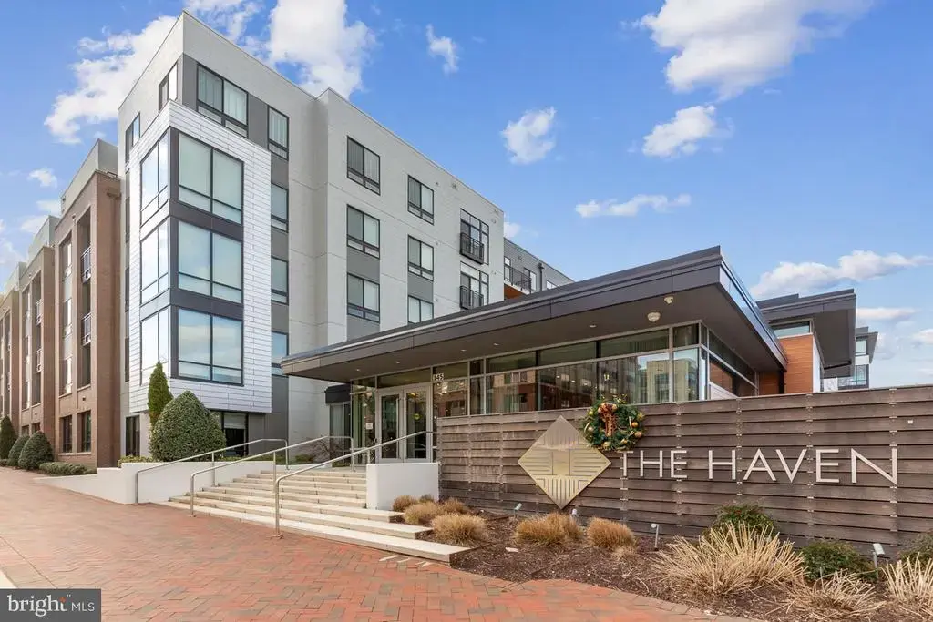 145 Riverhaven Dr #358, OXON HILL