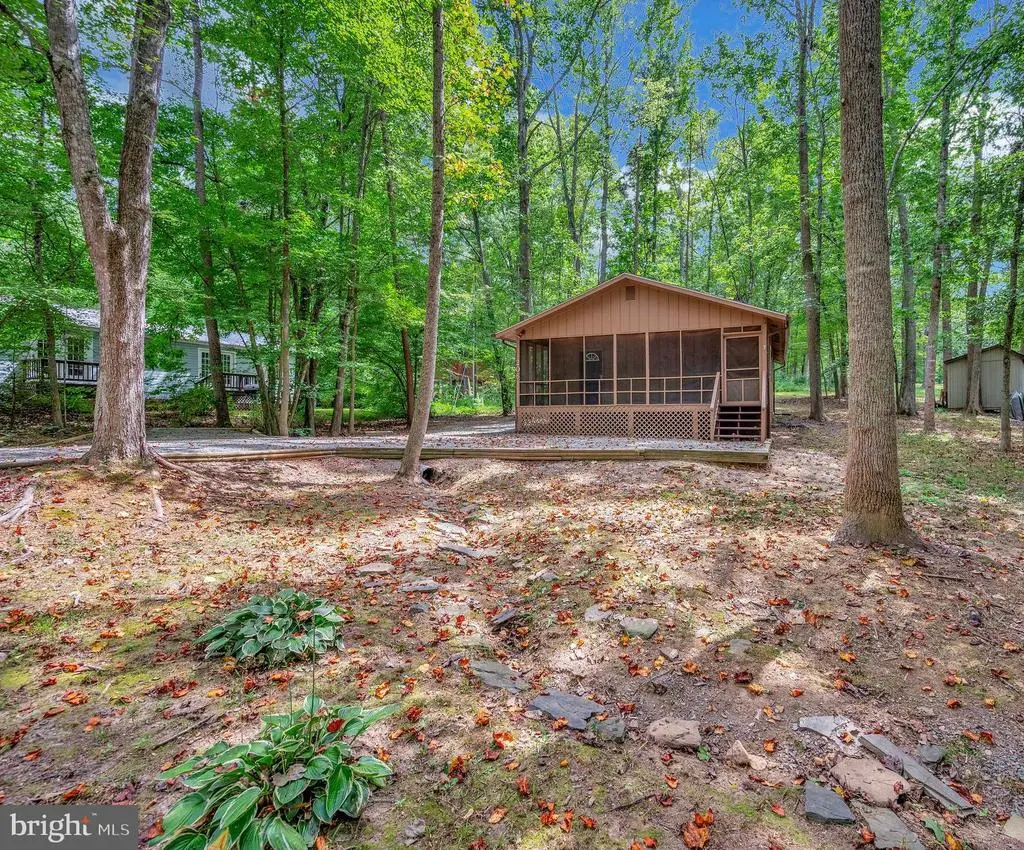 206 Stratford Cir, LOCUST GROVE