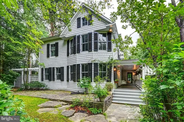 1505 Locust Ave, Towson