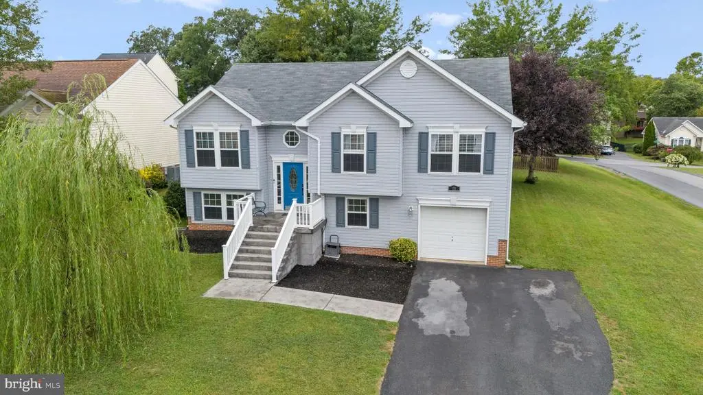 10 Quality Ter, Martinsburg