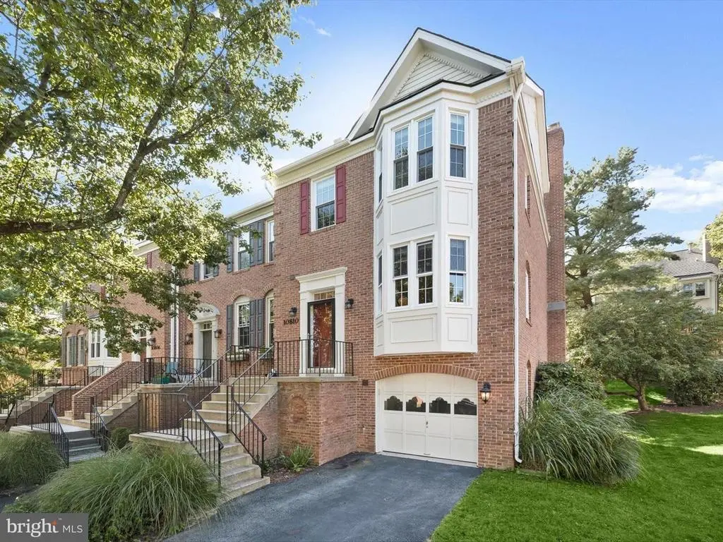 10810 Torrance Dr, Kensington