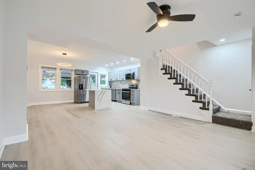 2433 Keyworth Ave, BALTIMORE