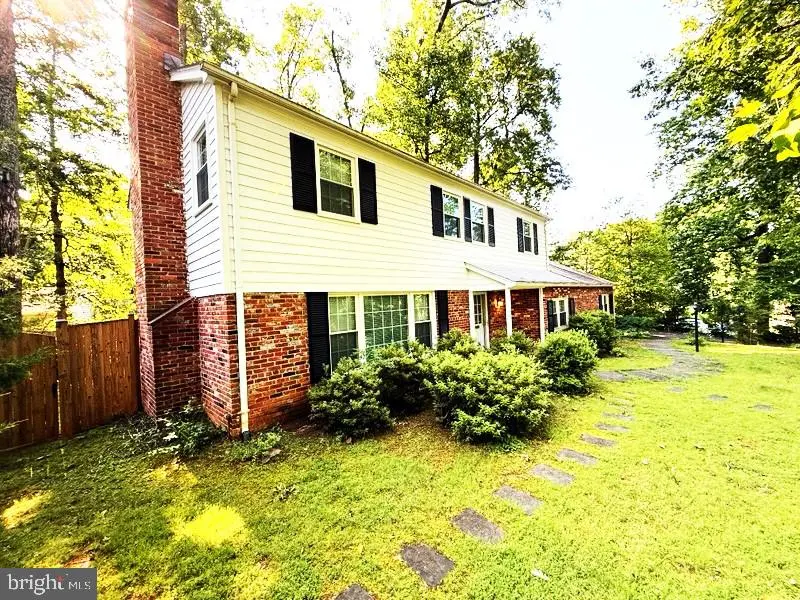 9303 Fernwood Rd, Bethesda