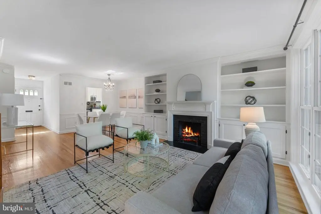 911 S Lee St, ALEXANDRIA