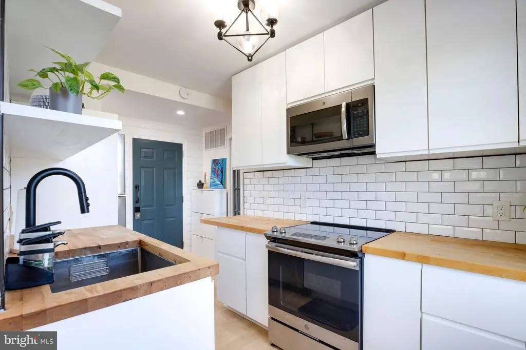 2625 3rd St Ne #203, WASHINGTON