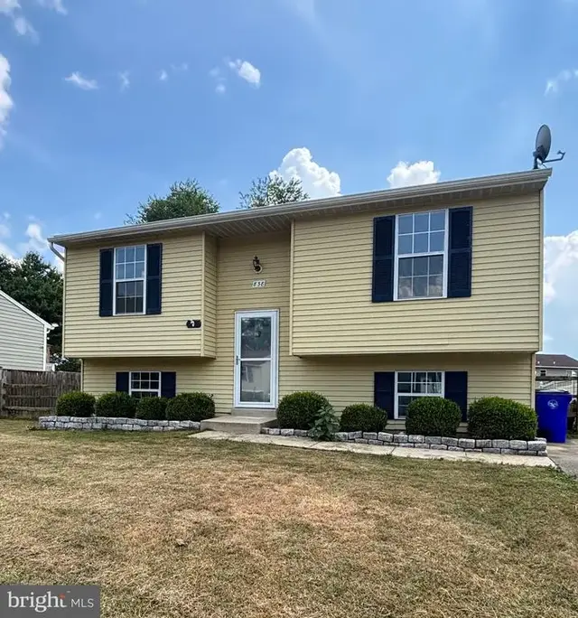 838 Insley Cir, Frederick