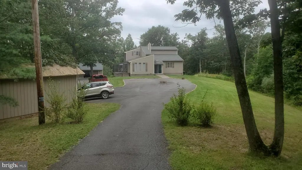 289 Westview Dr, WINCHESTER