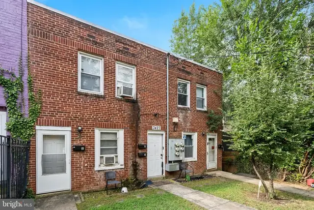 3427 B St Se, Washington