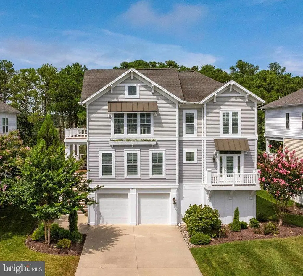 38894 Silver Sands Dr, North Bethany