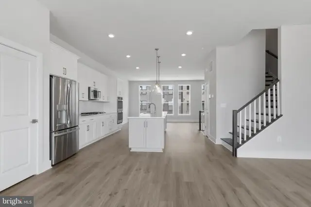 2616 Ferry Bar Dr, Baltimore