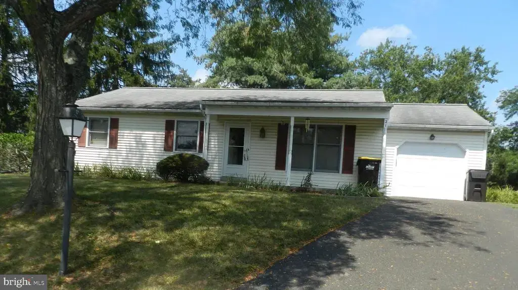 21 Lenape Dr, SELLERSVILLE