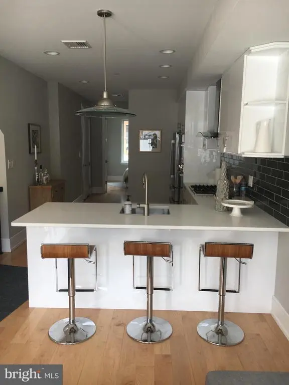 1008 S 17th St #a, PHILADELPHIA