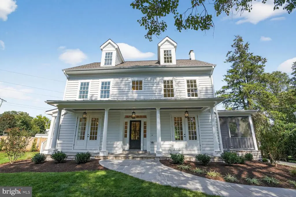 812 Fulton Ave, FALLS CHURCH