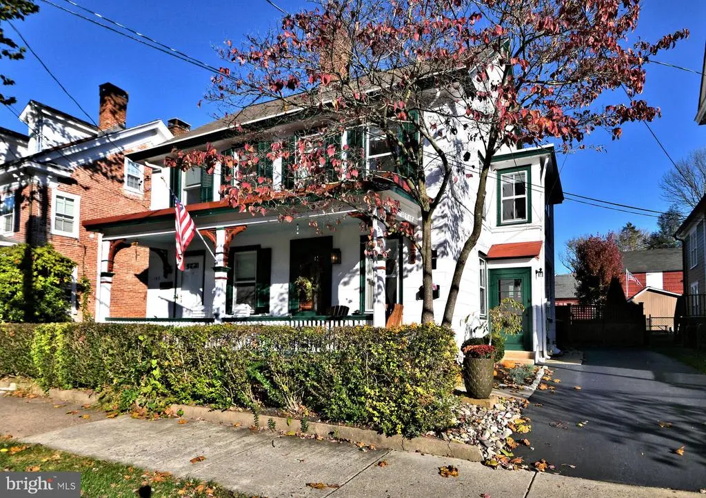 143 N State St, NEWTOWN