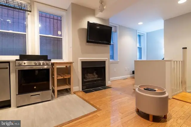 1731 Willard St Nw #102, Washington