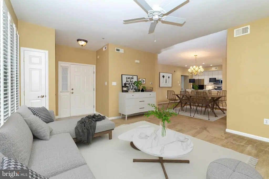 1366 Nicklaus Dr, Springfield