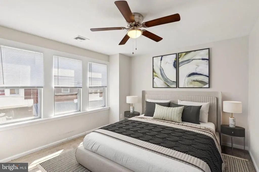 1522 S Myrtlewood St, PHILADELPHIA