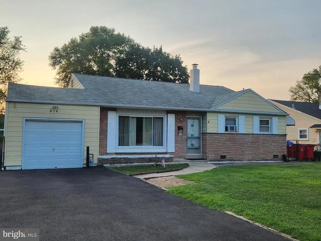 210 Barbara Ln, WARMINSTER