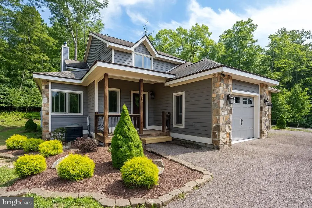 180 Mystic Creek Trl #3a, Oakland