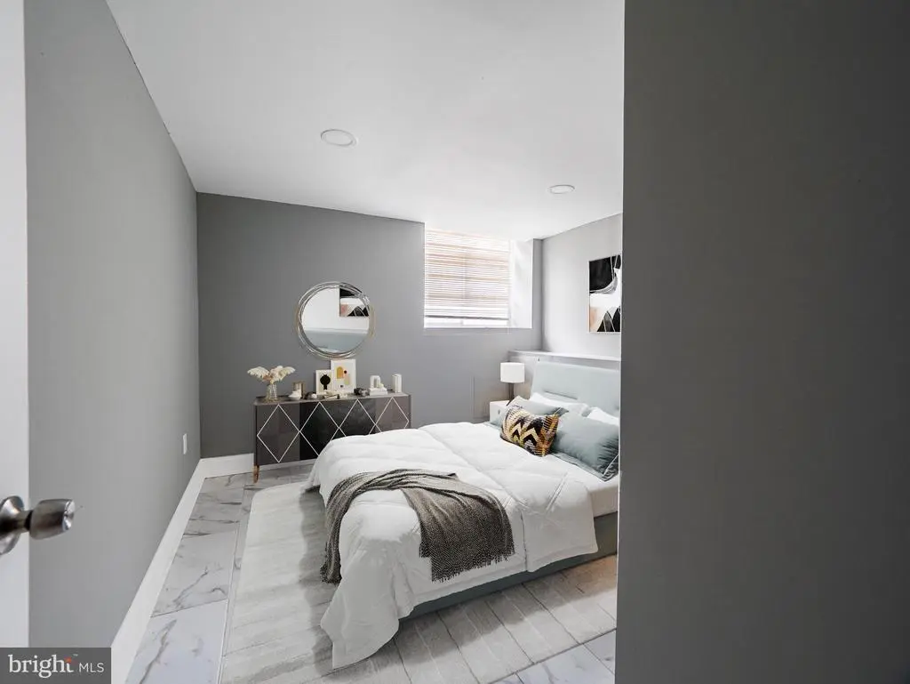 2327 N Carlisle St #1, PHILADELPHIA