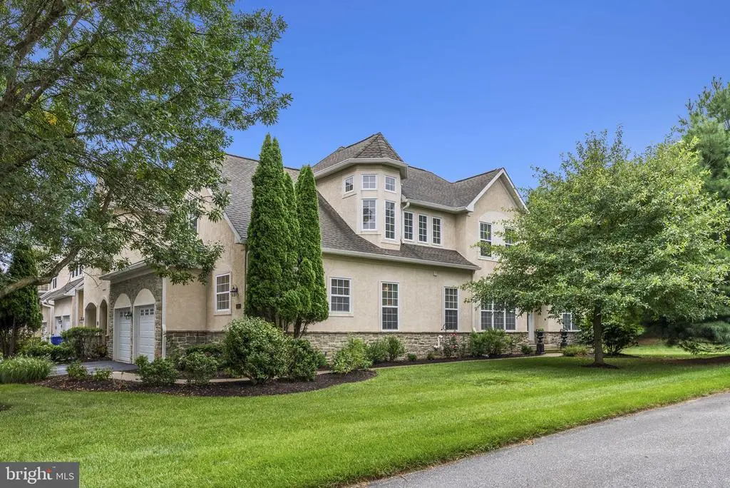 56 Old Barn Dr, WEST CHESTER