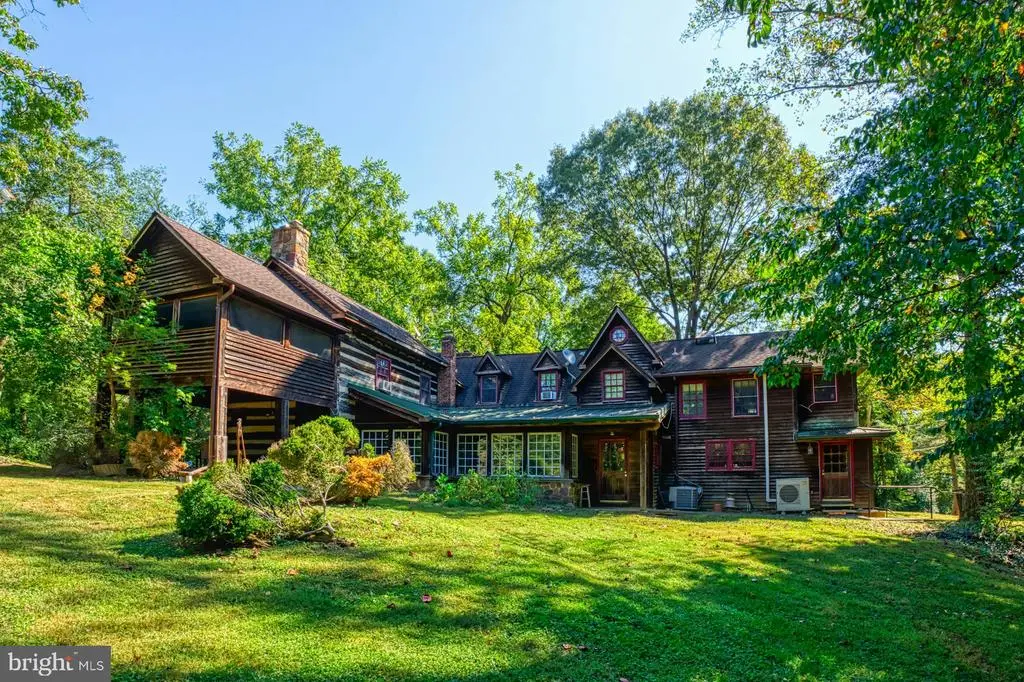 5250 Winfield Rd, FAIRFAX