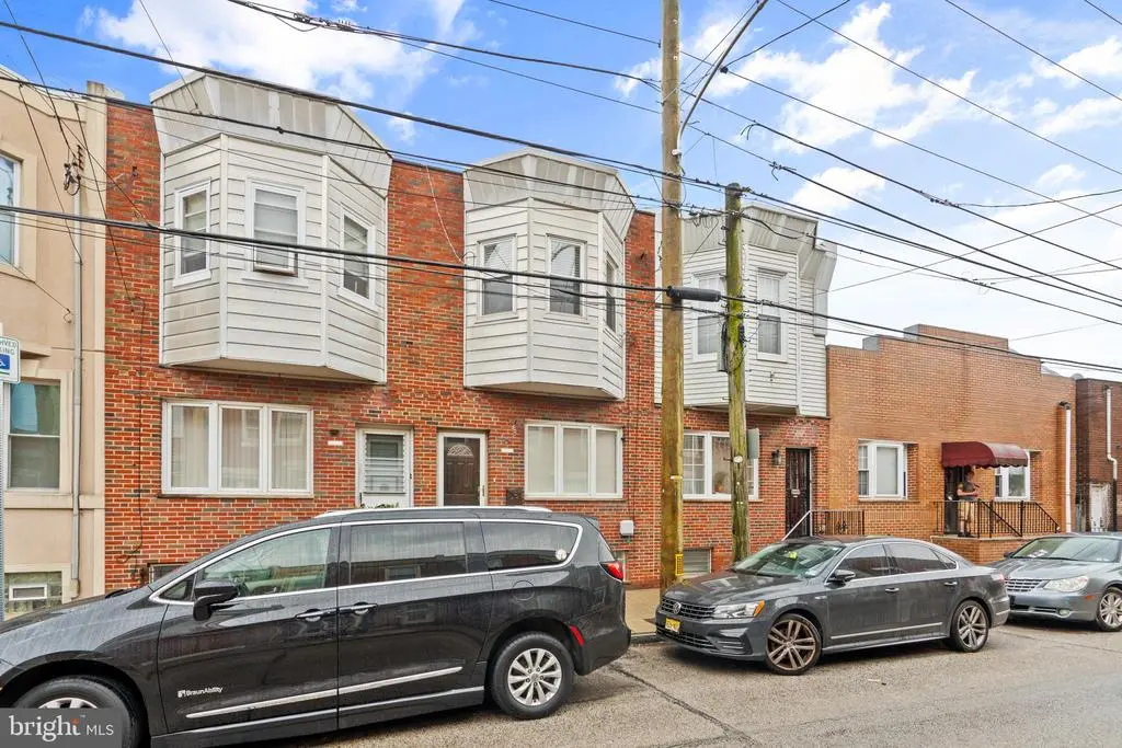 3207 Salmon St, PHILADELPHIA