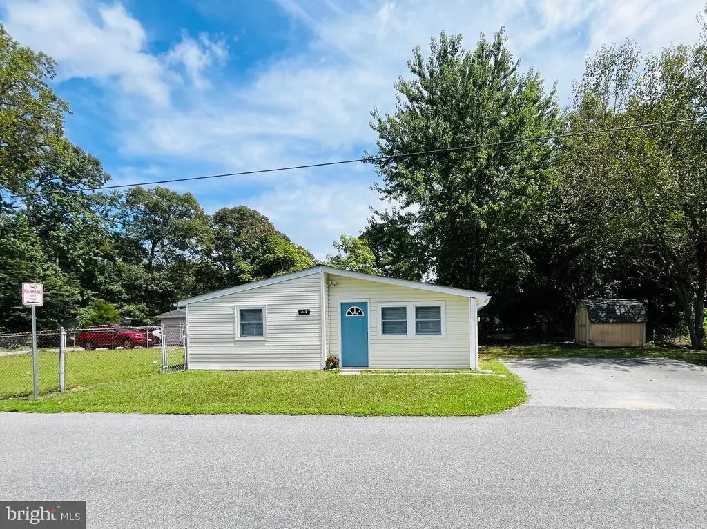 360 White Sands Dr, Lusby