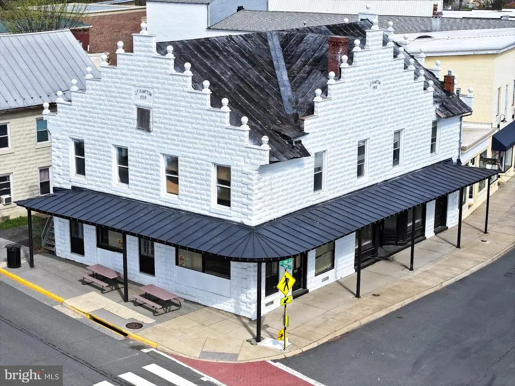 101 & 109 N 21st St, PURCELLVILLE