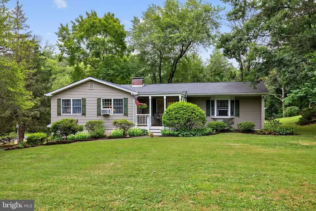 13 Walton Dr, NEW HOPE