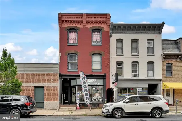 835 Washington St, Reading