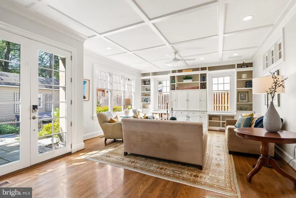 3318 Quesada St Nw, WASHINGTON