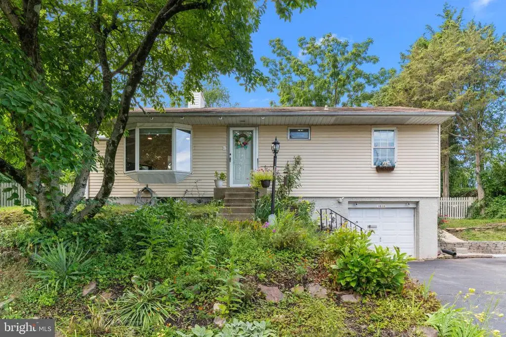 1020 Pennsylvania Ave, SOUTHAMPTON
