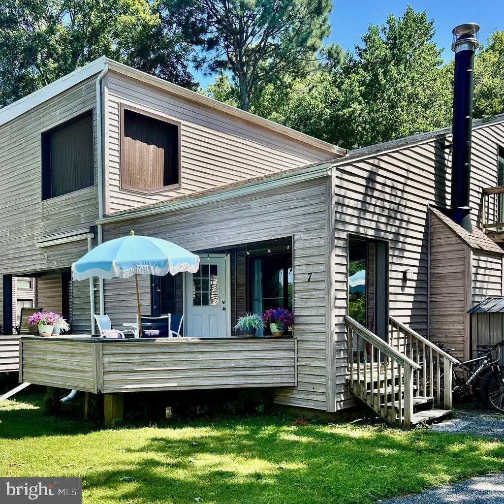 438 Ocean Pkwy #7, Berlin