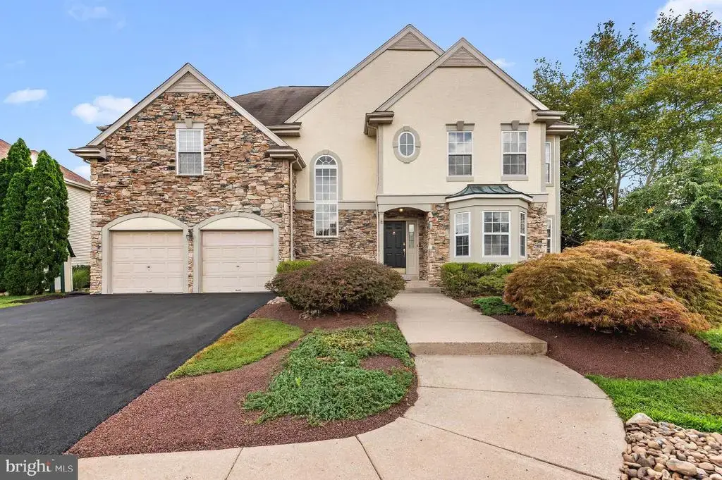 1302 Tarpan Cir, NEW HOPE
