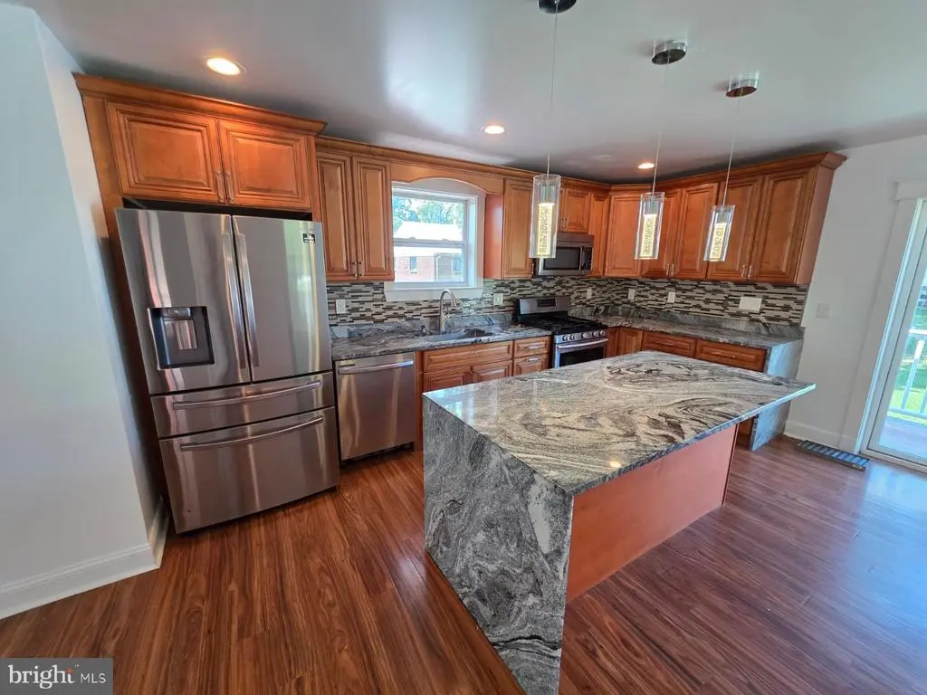 12502 Dalewood Dr, Silver Spring