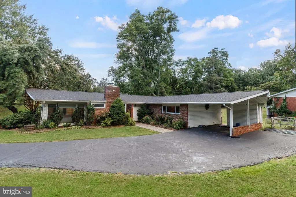 1602 Woodling Way, Pikesville