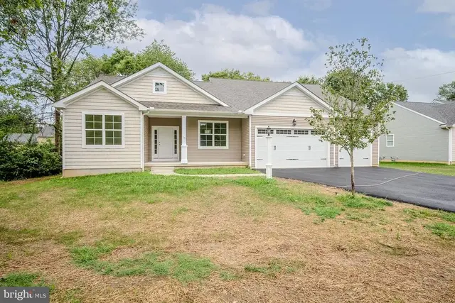 13 Newark Union Public Rd, Wilmington