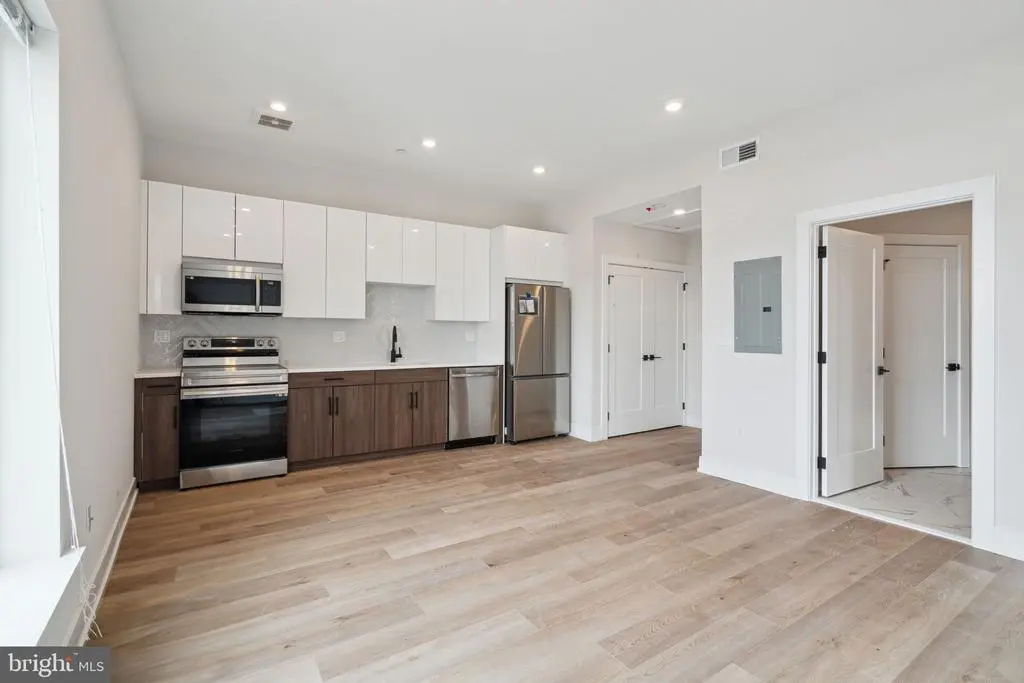 720 W Thompson St #2 Bedroom, PHILADELPHIA