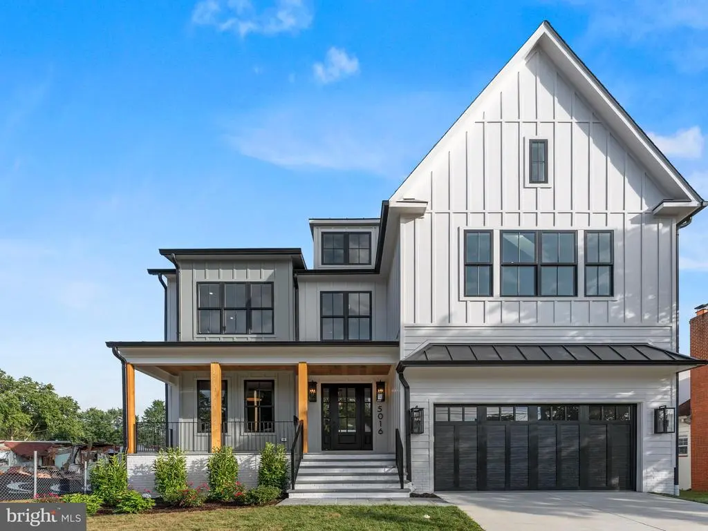 5016 6th St N, ARLINGTON