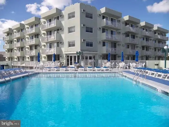 225 E Wildwood Ave #407, WILDWOOD