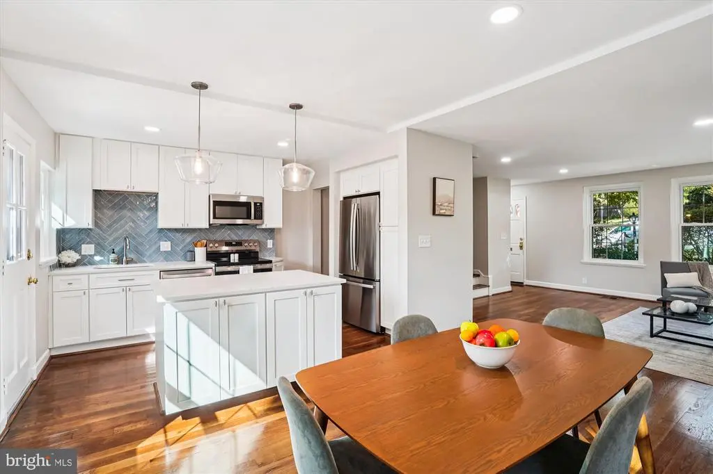 4642 31st Rd S, ARLINGTON