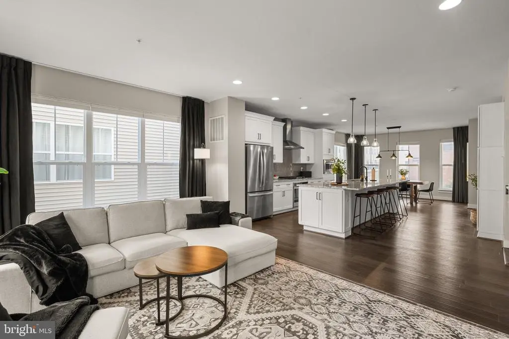 22951 Sullivans Cove, Brambleton